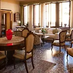 ホテル Casa Arche フェルトレ